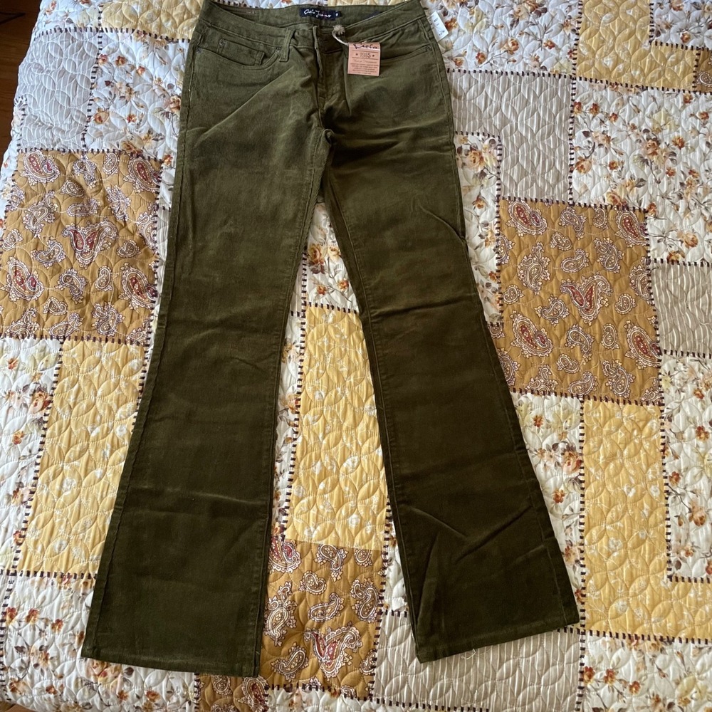 Cielo Jeans Olive Green Corduroy Flare Pants Low Rise Y2K Size 9 SP7057 NWT